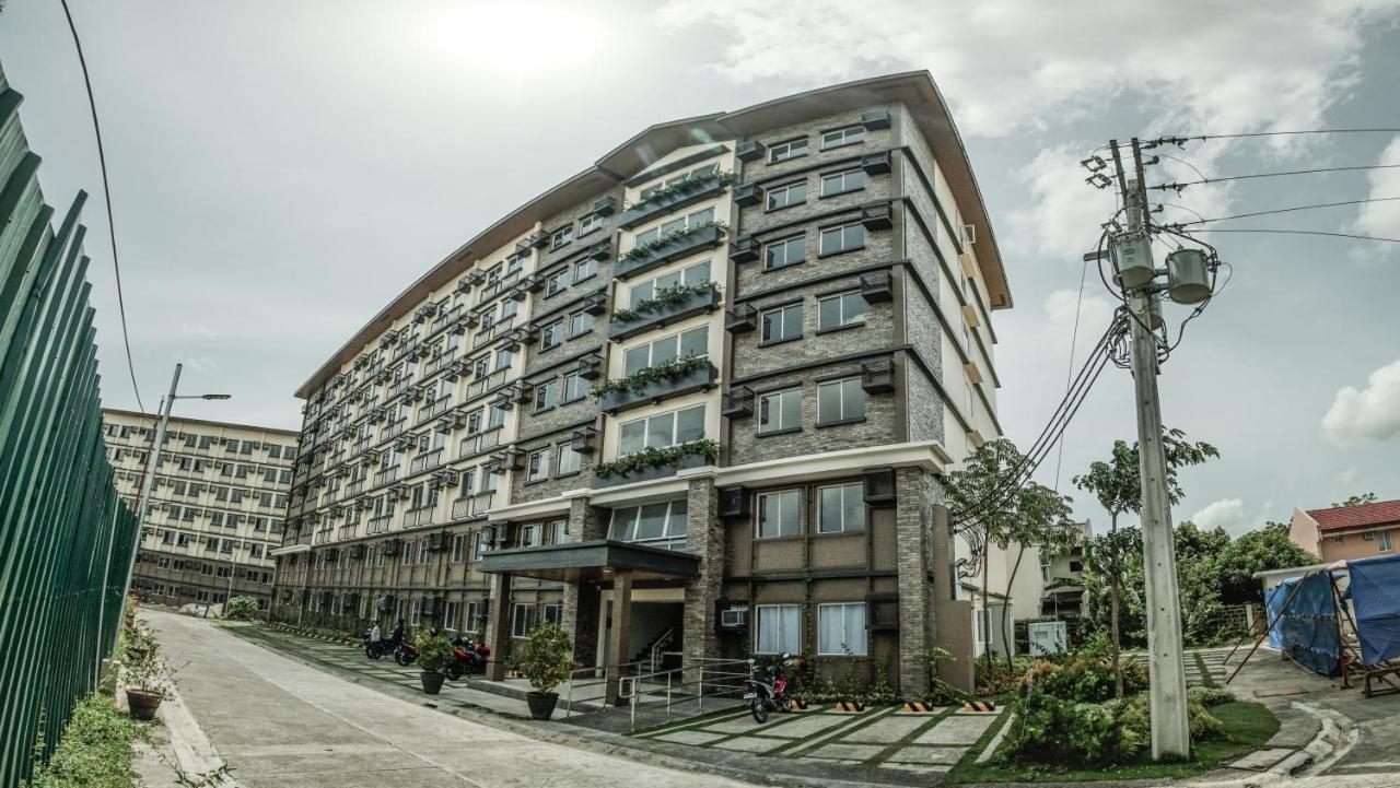 Condo Unit In Camella Manors Баколод Екстериор снимка